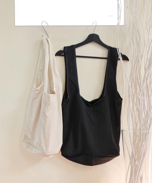 ULEULA（ウルア）の「ロゴ入りエコバック（エコバッグ/サブバッグ・レディース・アイボリー/ブラック・FREE）」の3枚目の写真