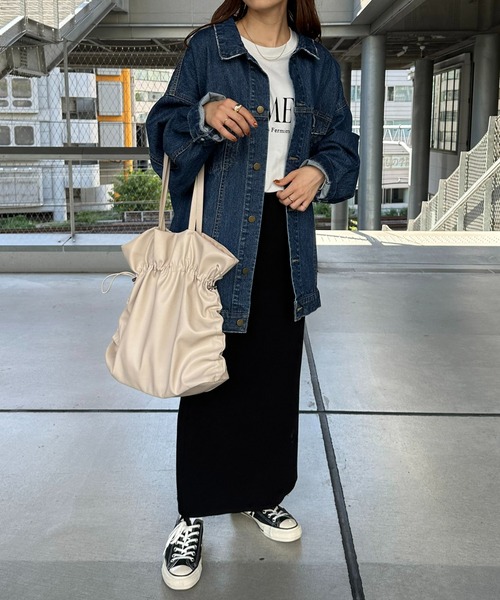 DISCOAT（ディスコート）の「【大容量/WEB限定】ドローコードサイドギャザートートバッグ《マチ付き》（トートバッグ・レディース・ブラック/ベージュ/シルバー・FREE）」の22枚目の写真