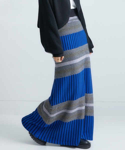 Soiunique（スワユニーク）の「総柄ニットボーダースカート ［Soiunique］（スカート・レディース・ブルー系/オレンジ系/ブラック系・L/LL/M）」の7枚目の写真