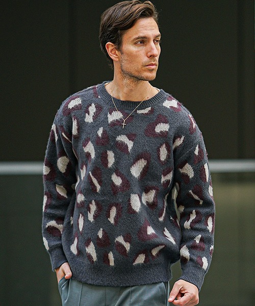 SOMEDIFF（サムディフ）の「【SOMEDIFF】モヘアタッチクルーネックシャギーニット メンズ ルーズシルエット セーター 大きいサイズ 春服 冬服（ニット/セーター・メンズ・ブラック/ライトホワイト/ワインレッド/グレー/ブラウン/ボルドー/チャコール/ブラック系・M/L/XL）」の14枚目の写真