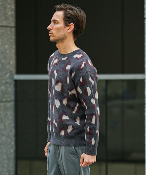 SOMEDIFF（サムディフ）の「【SOMEDIFF】モヘアタッチクルーネックシャギーニット メンズ ルーズシルエット セーター 大きいサイズ 春服 冬服（ニット/セーター・メンズ・ブラック/ライトホワイト/ワインレッド/グレー/ブラウン/ボルドー/チャコール/ブラック系・M/L/XL）」の15枚目の写真