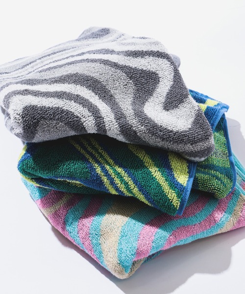 bpr BEAMS（ビーピーアール ビームス ）の「bPr BEAMS / マーブル フェイスタオル（タオル・メンズ・ピンク/グレー/グリーン・ONE SIZE）」の15枚目の写真