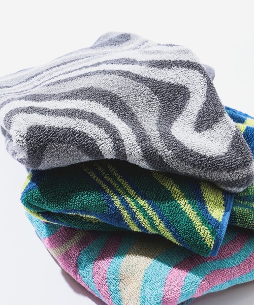 bpr BEAMS（ビーピーアール ビームス ）の「bPr BEAMS / マーブル フェイスタオル（タオル・メンズ・ピンク/グレー/グリーン・ONE SIZE）」の14枚目の写真