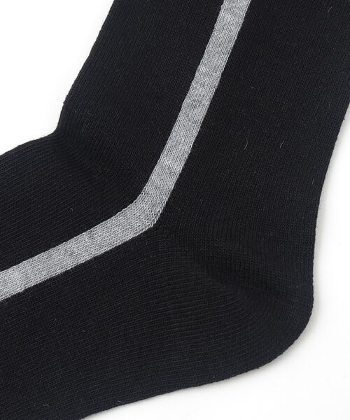 tk.TAKEO KIKUCHI（ティーケータケオキクチ）の「アソートラインソックス（ソックス/靴下・メンズ・ブラック/オフホワイト/アイボリー/ブルー系その他/ベージュ系その他2/ブルー系その他6/ホワイト系/ホワイト系5/ブラック系/ブラック系2/アイボリー系2/ダークグリーン系4/モスグリーン系4/ワイン系1・00）」の17枚目の写真