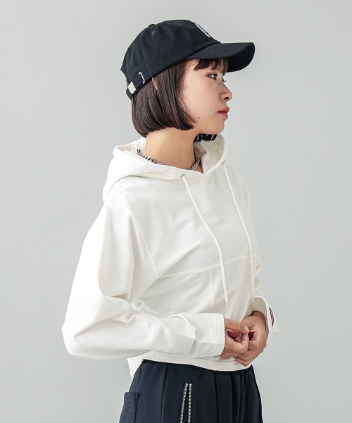 X-girl（エックスガール）の「CORSET SWEAT HOODIE（パーカー・レディース・ホワイト/ブラック・S/M）」の12枚目の写真
