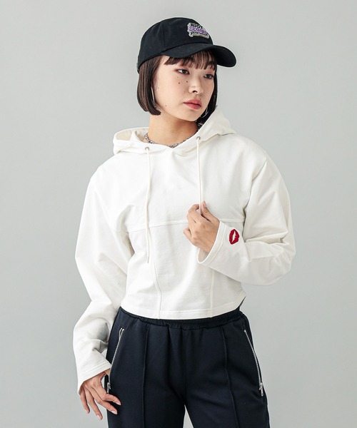 X-girl（エックスガール）の「CORSET SWEAT HOODIE（パーカー・レディース・ホワイト/ブラック・S/M）」の13枚目の写真