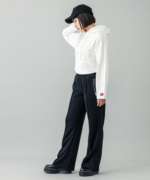 X-girl（エックスガール）の「CORSET SWEAT HOODIE（パーカー・レディース・ホワイト/ブラック・S/M）」の15枚目の写真