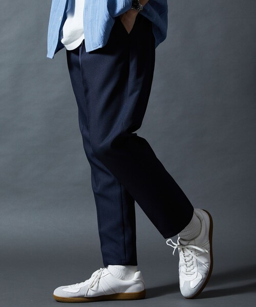 限定展開 スタプレツイル スリムテーパード イージースラックス