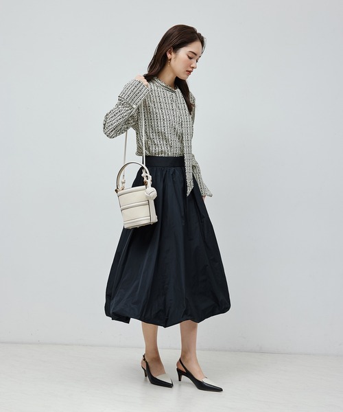 ROPE'（ロペ）の「Anna Canvas Bag （アンナ キャンバス バッグ）【ポーチ付き】【メディア掲載】（ハンドバッグ・レディース・ホワイト/ブラック・FREE）」の4枚目の写真