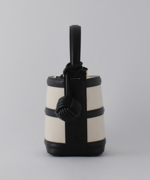 ROPE'（ロペ）の「Anna Canvas Bag （アンナ キャンバス バッグ）【ポーチ付き】【メディア掲載】（ハンドバッグ・レディース・ホワイト/ブラック・FREE）」の13枚目の写真