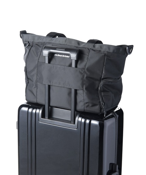 F.C.Real Bristol（エフシーレアルブリストル）の「TOUR TOTE BAG（トートバッグ・メンズ・ブラック・FREE）」の8枚目の写真