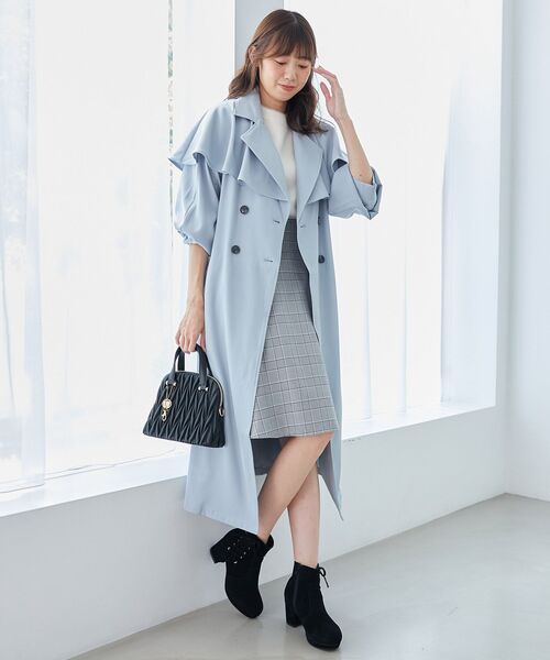 MAJESTIC LEGON（マジェスティックレゴン）の「【WEB限定XSサイズあり】ケープロングトレンチコート（トレンチコート・レディース・ベージュ/ブルー/アイボリー・X-SMALL/SMALL/MEDIUM）」の15枚目の写真