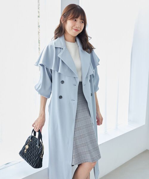 MAJESTIC LEGON（マジェスティックレゴン）の「【WEB限定XSサイズあり】ケープロングトレンチコート（トレンチコート・レディース・ベージュ/ブルー/アイボリー・X-SMALL/SMALL/MEDIUM）」の16枚目の写真