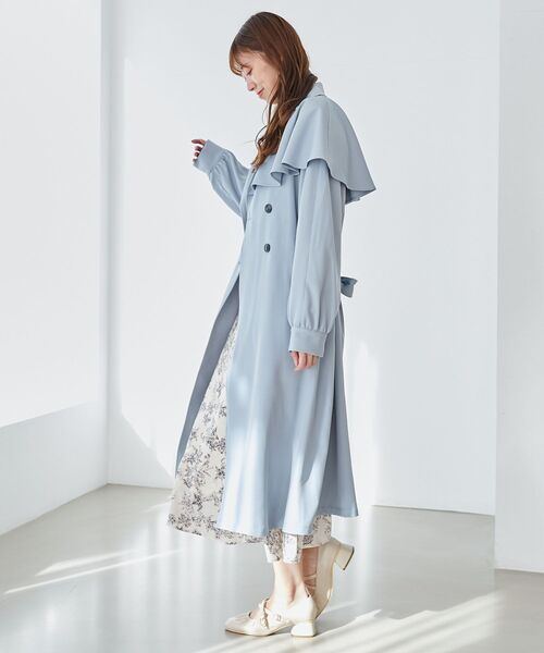 MAJESTIC LEGON（マジェスティックレゴン）の「【WEB限定XSサイズあり】ケープロングトレンチコート（トレンチコート・レディース・ベージュ/ブルー/アイボリー・X-SMALL/SMALL/MEDIUM）」の21枚目の写真