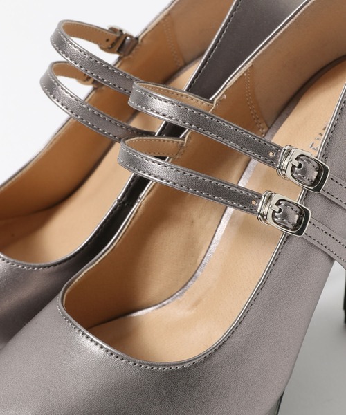 FOREVER 21(フォーエバー トゥエンティーワン)の「【2024SS】ストームヒールサンダル(サンダル・レディース・ホワイト/ブラック・SMALL/MEDIUM/LARGE)」の3枚目の写真