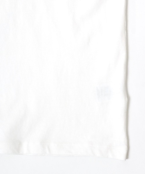 CONVERSE（コンバース）の「CONVERSE（コンバース）ブランドロゴバックプリント半袖Tシャツ レディース（Tシャツ/カットソー・レディース・ネイビー/スミクロ/イエロー/オフホワイト・M/L）」の22枚目の写真