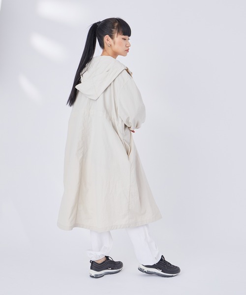 NERGY（ナージー）の「フード付きシャツロングコート（その他アウター・レディース・ブラック/グリーン/キナリ・M）」の4枚目の写真