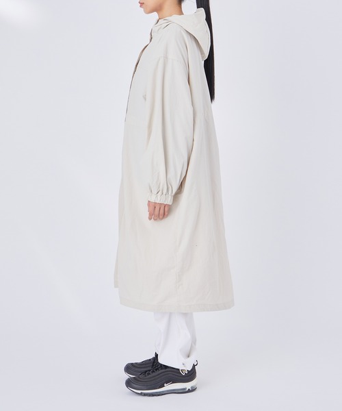 NERGY（ナージー）の「フード付きシャツロングコート（その他アウター・レディース・ブラック/グリーン/キナリ・M）」の13枚目の写真