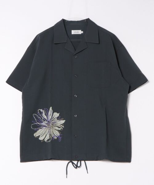 ＪＵＧＬＡＮＳ（ユグランス）の「【ATELANE】フラワーオープンシャツ/ポリレーヨン（シャツ/ブラウス・メンズ・ブルー/チャコール・M/L）」の2枚目の写真