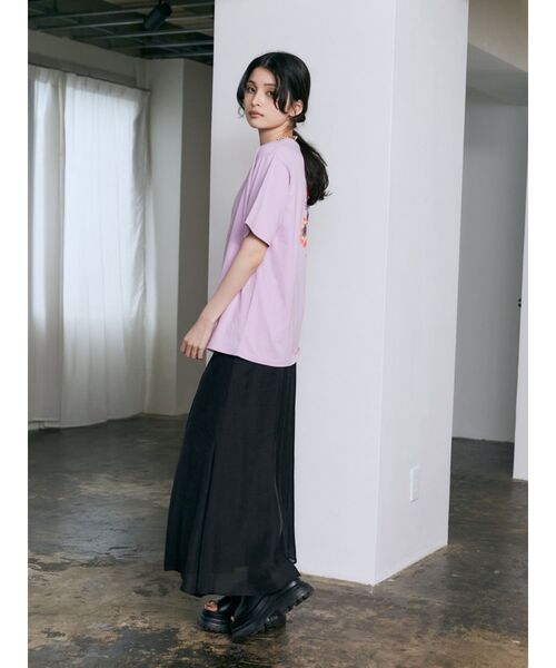 MURUA（ムルーア）の「【WEB限定】Beautiful flower Tシャツ（Tシャツ/カットソー・レディース・グレー/ブルー/ホワイト/ピンク・FREE）」の7枚目の写真