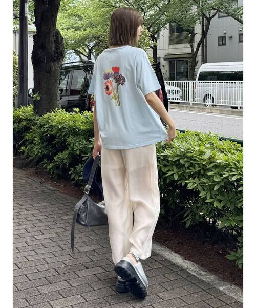 MURUA（ムルーア）の「【WEB限定】Beautiful flower Tシャツ（Tシャツ/カットソー・レディース・グレー/ブルー/ホワイト/ピンク・FREE）」の16枚目の写真
