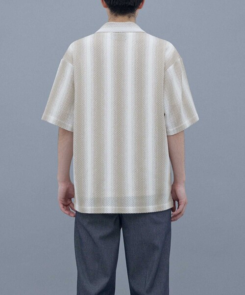 UNITED TOKYO（ユナイテッドトウキョウ）の「ラッセルアソートオープンカラーシャツ（シャツ/ブラウス・メンズ・ベージュ/ネイビー・1/2）」の12枚目の写真