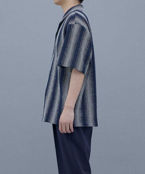 UNITED TOKYO（ユナイテッドトウキョウ）の「ラッセルアソートオープンカラーシャツ（シャツ/ブラウス・メンズ・ベージュ/ネイビー・1/2）」の10枚目の写真