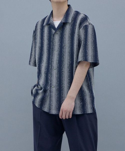 UNITED TOKYO（ユナイテッドトウキョウ）の「ラッセルアソートオープンカラーシャツ（シャツ/ブラウス・メンズ・ベージュ/ネイビー・1/2）」の15枚目の写真