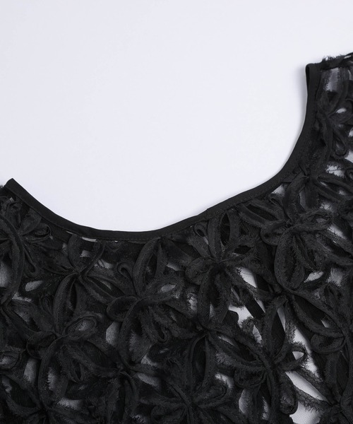 La-gemme(ラジェム)の「2way花柄シアートップス(シャツ/ブラウス・レディース・ブラック/ホワイト・フリー)」の17枚目の写真