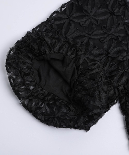 La-gemme(ラジェム)の「2way花柄シアートップス(シャツ/ブラウス・レディース・ブラック/ホワイト・フリー)」の19枚目の写真