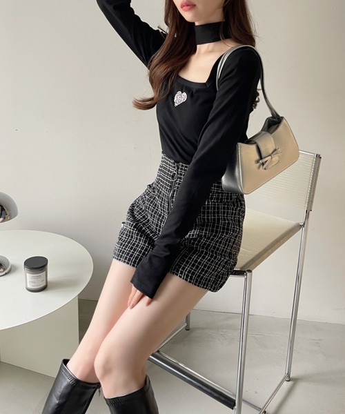 Ada.(エイダ)の「タイ付き ハート ローズ 刺繍 スクエアネック バレエコア トップス(Tシャツ/カットソー・レディース・ピンク/オフホワイト/ブラック・FREE)」の4枚目の写真
