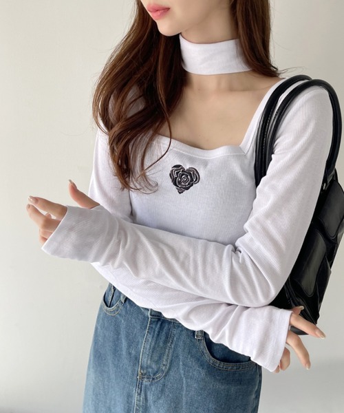 Ada.(エイダ)の「タイ付き ハート ローズ 刺繍 スクエアネック バレエコア トップス(Tシャツ/カットソー・レディース・ピンク/オフホワイト/ブラック・FREE)」の11枚目の写真