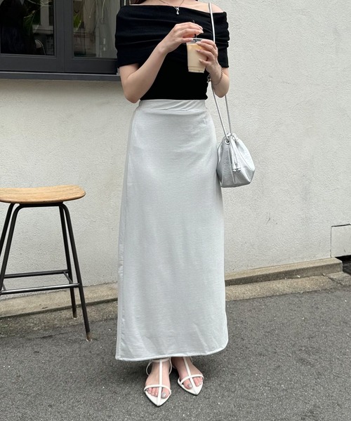LE MORE(リモア)の「ナローラメスカート(スカート・レディース・ブラック/ホワイト・FREE)」の13枚目の写真