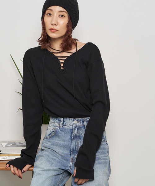 Auntie Rosa Holiday(アンティローザホリデー)の「サーマルレースアッププルオーバー / 前後2WAY(Tシャツ/カットソー・レディース・オフホワイト/ブラック・FREE)」の6枚目の写真
