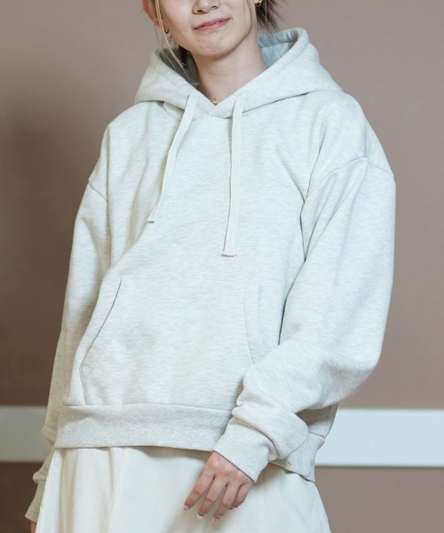 ムラサキスポーツ(ムラサキスポーツ)の「RIKKA FEMME/リッカファム パーカー ショート丈パーカー RF24FW24(パーカー・レディース・オレンジ/グレー/オフホワイト・FREE)」の1枚目の写真