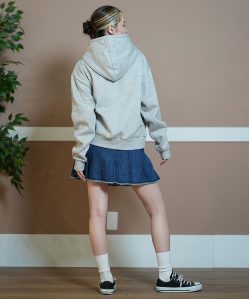 ムラサキスポーツ(ムラサキスポーツ)の「RIKKA FEMME/リッカファム パーカー ショート丈パーカー RF24FW24(パーカー・レディース・オレンジ/グレー/オフホワイト・FREE)」の14枚目の写真