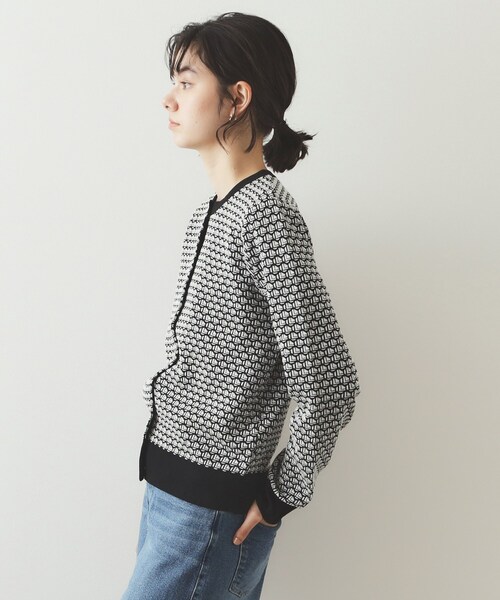 OPAQUE.CLIP（オペークドットクリップ）の「◆幾何学柄ジャカード ニットカーディガン【洗濯機洗い可/抗ピル】（カーディガン/ボレロ・レディース・キャメル/ホワイト系1・40/38/42）」の12枚目の写真