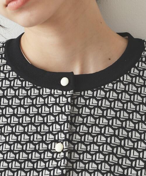 OPAQUE.CLIP（オペークドットクリップ）の「◆幾何学柄ジャカード ニットカーディガン【洗濯機洗い可/抗ピル】（カーディガン/ボレロ・レディース・キャメル/ホワイト系1・40/38/42）」の14枚目の写真