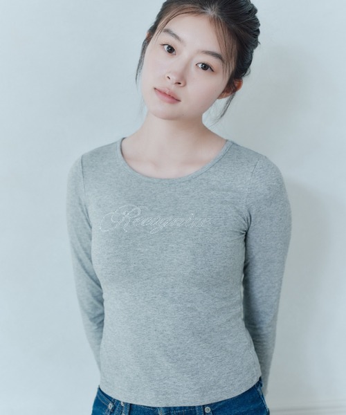 FCMM(エフシーエムエム)の「RHINESTONE L/S TEE/ラインストーンロングスリーブT(Tシャツ/カットソー・レディース・ホワイト/ブラック/グレー・MEDIUM/SMALL)」の3枚目の写真