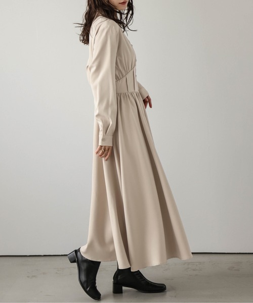 La-gemme(ラジェム)の「ウエストシェイプワンピース(ワンピース・レディース・ベージュ/ブラック/グレー系その他/コーラル・L/M)」の13枚目の写真