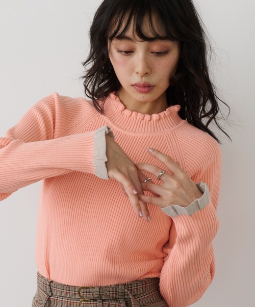 Unitage（ユニテージ）の「配色タートルリブニット（ニット/セーター・レディース・ピンク/ボルドー/ネイビー/アイボリー・FREE）」の7枚目の写真