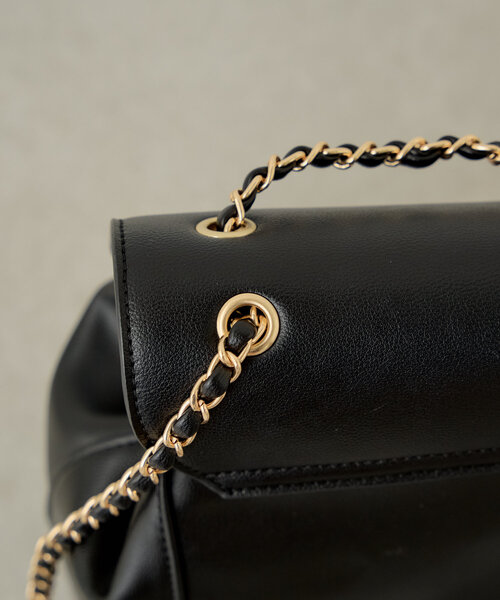 Chico（チコ）の「【500mlペットボトル収納可】2ポケットバックパック（バックパック/リュック・レディース・ブラック/ブラウン/アイボリー・FREE）」の4枚目の写真