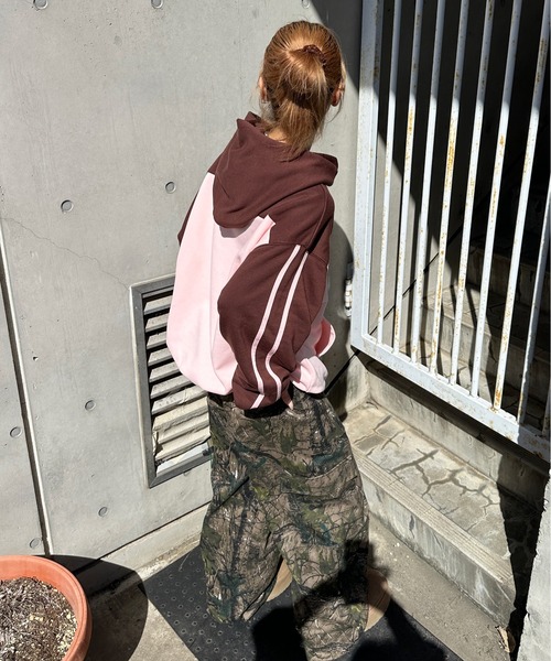 sedacle(セダクル)の「配色切り替えパーカー(パーカー・メンズ・ブラウン/ボルドー/ネイビー/チャコールグレー・SMALL/MEDIUM/LARGE)」の20枚目の写真