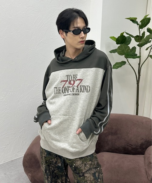 sedacle(セダクル)の「配色切り替えパーカー(パーカー・メンズ・ブラウン/ボルドー/ネイビー/チャコールグレー・SMALL/MEDIUM/LARGE)」の14枚目の写真