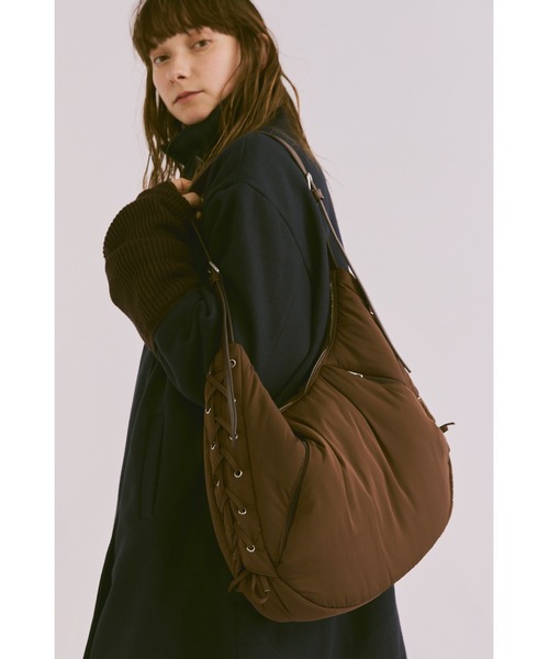 un/neu（アンノイ）の「レースアップパテッドラウンドショルダー（ショルダーバッグ・レディース・ブラウン/ブラック/アイボリー・FREE）」の17枚目の写真