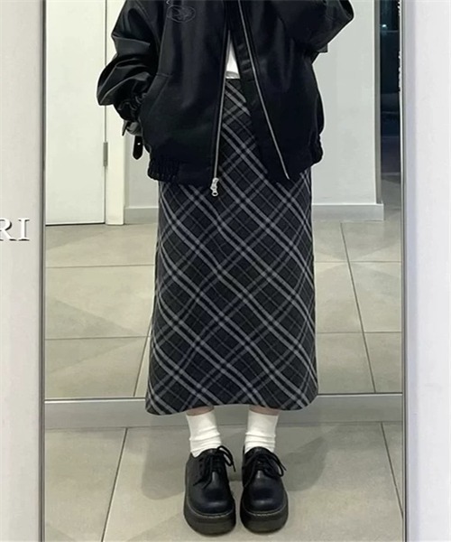 Dream garden(ドリームガーデン)の「バックスリットチェックスカート(スカート・レディース・チャコールグレー・S/M/L/2XL/3XL/XL)」の12枚目の写真