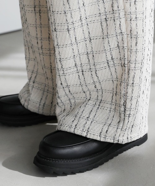 ETELIO（エテリオ）の「2タックツイードワイドパンツ（その他パンツ・メンズ・ホワイト/ブラック・S/M/L）」の21枚目の写真