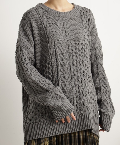FOUND GOOD（ファウンドグッド）の「ケーブルパッチワークニット（ニット/セーター・レディース・ブルー系2/グレー系5/アイボリー/ブラック・L/M）」の11枚目の写真