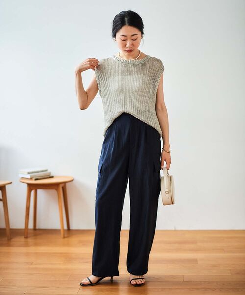 le.coeur blanc（ルクールブラン）の「《手洗い可能》テンセルカーゴパンツ（カーゴパンツ・レディース・ネイビー/カーキオリーブ・36/38）」の10枚目の写真