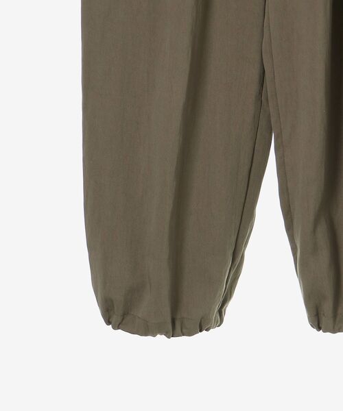 le.coeur blanc（ルクールブラン）の「《手洗い可能》テンセルカーゴパンツ（カーゴパンツ・レディース・ネイビー/カーキオリーブ・36/38）」の18枚目の写真